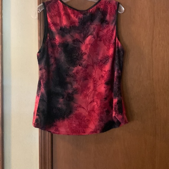 Beautiful print with soft print was one of my favs letting GO!! - Picture 3 of 4